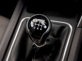 SEAT Leon 2.0 TDI SE Dynamic Euro 6 (s/s) 5dr