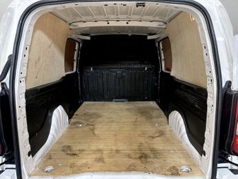 Vauxhall Combo 1.5 Turbo D 2300 Sportive L2 H1 Euro 6 6dr