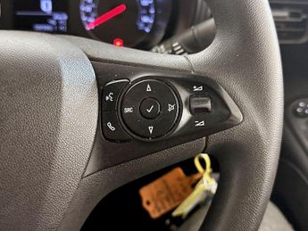 Vauxhall Combo 1.5 Turbo D 2300 Sportive L2 H1 Euro 6 6dr