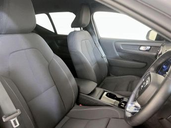 Volvo XC40 Recharge Twin 78kWh Plus Auto AWD 5dr
