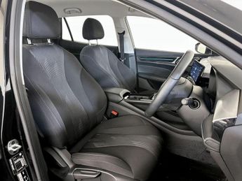 MG MG5 61.1kWh SE Long Range Auto 5dr