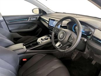 MG MG5 61.1kWh SE Long Range Auto 5dr