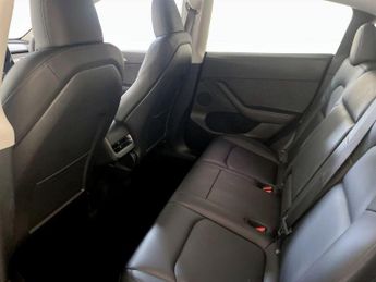 Tesla Model Y (Dual Motor) Long Range Auto 4WDE 5dr