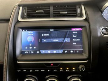 Jaguar E-PACE 2.0 D180 Chequered Flag Auto AWD Euro 6 (s/s) 5dr