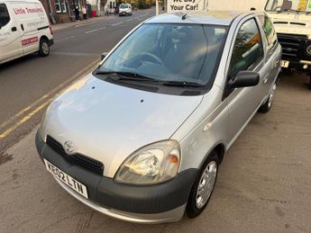 Toyota Yaris 1.0 VVT-i 16v GS 3dr