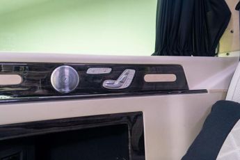 Mercedes-Benz V Class 2.0 V300d AMG Line G-Tronic+ Euro 6 (s/s) 5dr XLWB