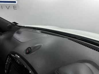 Nissan Juke 1.6 Tekna XTRON Euro 6 5dr