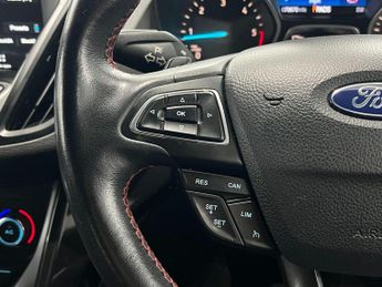Ford Kuga 1.5 TDCi ST-Line Powershift Euro 6 (s/s) 5dr