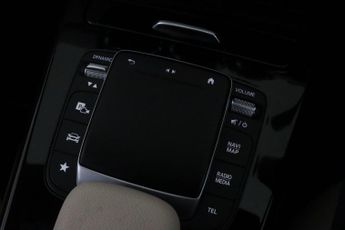 Mercedes-Benz A Class 1.3 A180 Sport Edition (Executive) 7G-DCT Euro 6 (s/s) 5dr