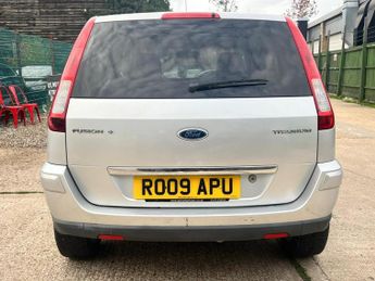 Ford Fusion 1.6 Titanium 5dr