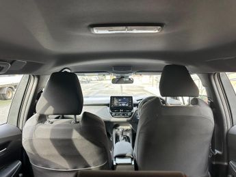 Toyota Corolla 1.8 VVT-h Icon Tech Touring Sports CVT Euro 6 (s/s) 5dr