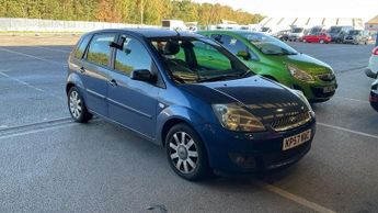 Ford Fiesta 1.4 Ghia 5dr