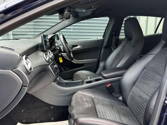 Mercedes-Benz GLA 2.1 GLA 220 D 4Matic AMG Line Premium Auto 4WD 5dr