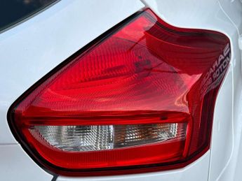 Ford Focus 1.0 Focus Titanium X Auto 5dr