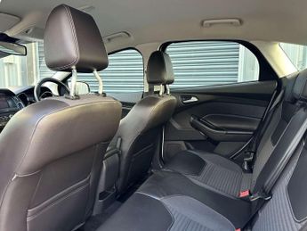 Ford Focus 1.0 Focus Titanium X Auto 5dr