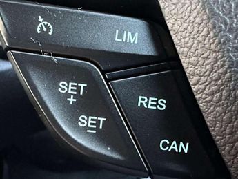 Ford Focus 1.0 Focus Titanium X Auto 5dr