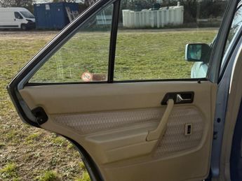 Mercedes-Benz 190 2.0 E 4dr