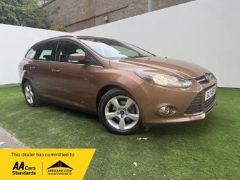 Ford Focus 1.6 Zetec Navigator Powershift Euro 5 5dr