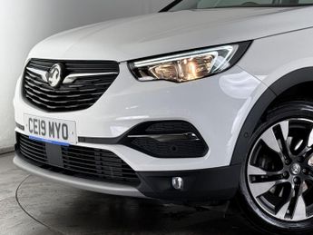 Vauxhall Grandland X 1.2 Turbo Sport Nav Auto Euro 6 (s/s) 5dr