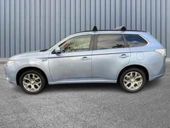 Mitsubishi Outlander 2.0h 12kWh GX4h CVT 4WD Euro 5 (s/s) 5dr