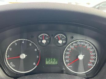 Ford Focus 1.6 Sport 5dr