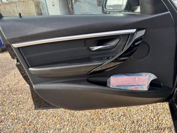 BMW 3 Series 1.5 318i Sport Auto Euro 6 (s/s) 4dr