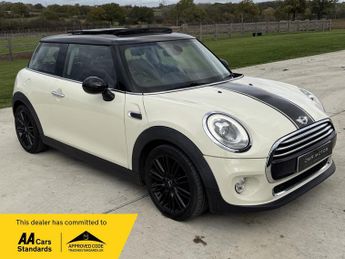 MINI Hatch 1.5 Cooper Auto Euro 6 (s/s) 3dr