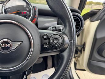 MINI Hatch 1.5 Cooper Auto Euro 6 (s/s) 3dr