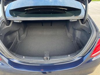 Mercedes-Benz C Class 1.6 C200d AMG Line (Premium Plus) G-Tronic+ Euro 6 (s/s) 4dr