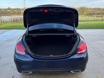 Mercedes-Benz C Class 1.6 C200d AMG Line (Premium Plus) G-Tronic+ Euro 6 (s/s) 4dr
