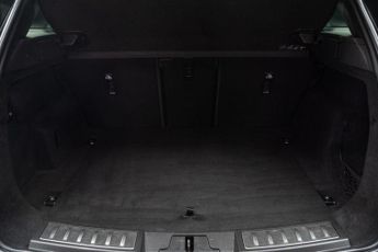 Land Rover Range Rover Evoque 2.0 D180 R-Dynamic SE Auto 4WD Euro 6 (s/s) 5dr