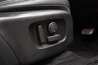 Land Rover Range Rover Evoque 2.0 D180 R-Dynamic SE Auto 4WD Euro 6 (s/s) 5dr