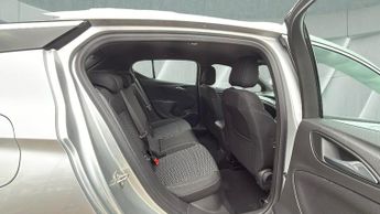 Vauxhall Astra 1.6 CDTi BlueInjection SRi Nav Auto Euro 6 5dr