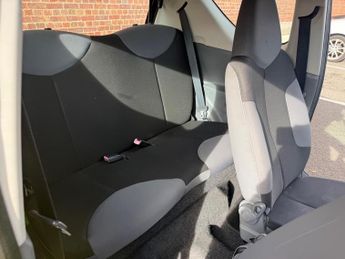 Peugeot 107 1.0 12V Urban Lite Euro 4 3dr