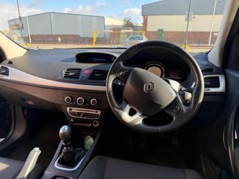 Renault Megane 1.5 dCi Dynamique Euro 4 5dr