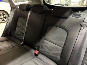 Kia Ceed 1.6 CRDi EcoDynamics 1 Sportswagon Euro 5 (s/s) 5dr