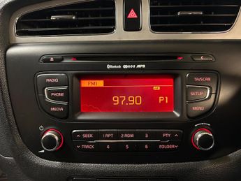 Kia Ceed 1.6 CRDi EcoDynamics 1 Sportswagon Euro 5 (s/s) 5dr