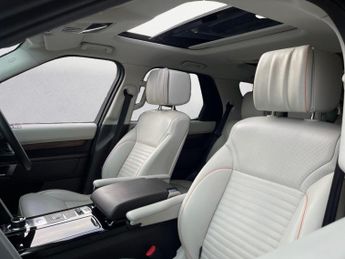 Land Rover Discovery 3.0 TD V6 HSE Luxury Auto 4WD Euro 6 (s/s) 5dr