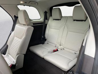 Land Rover Discovery 3.0 TD V6 HSE Luxury Auto 4WD Euro 6 (s/s) 5dr