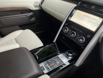 Land Rover Discovery 3.0 TD V6 HSE Luxury Auto 4WD Euro 6 (s/s) 5dr