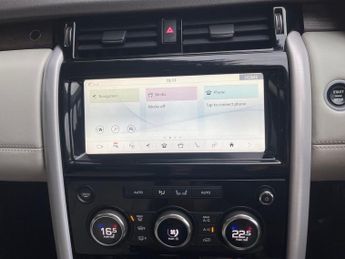 Land Rover Discovery 3.0 TD V6 HSE Luxury Auto 4WD Euro 6 (s/s) 5dr