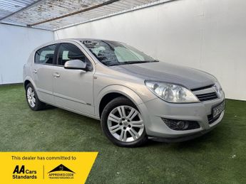 Vauxhall Astra 1.8i 16v Design 5dr