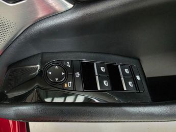 Mazda Mazda3 2.0 SKYACTIV-X MHEV GT Sport Tech Auto Euro 6 (s/s) 4dr