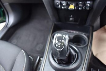 MINI Countryman 1.5 10kWh Cooper SE Classic Auto ALL4 Euro 6 (s/s) 5dr