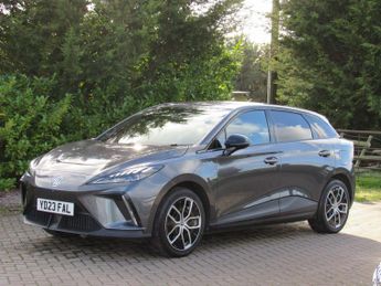 MG MG4 64kWh Trophy Long Range Auto 5dr