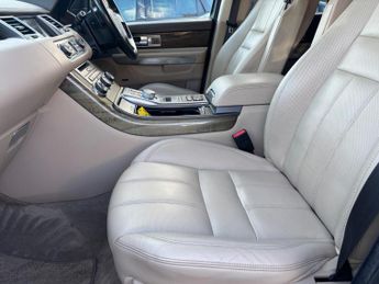 Land Rover Range Rover Sport 3.0 SD V6 HSE Auto 4WD Euro 5 5dr