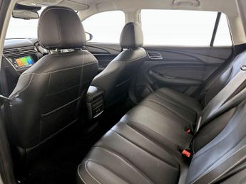 MG MG5 61.1kWh Exclusive Long Range Auto 5dr