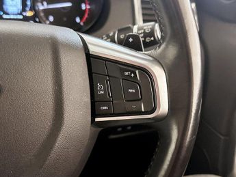 Land Rover Discovery Sport 2.0 TD4 HSE Auto 4WD Euro 6 (s/s) 5dr