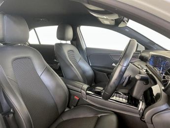 Mercedes-Benz A Class 1.3 A200 Sport (Executive) 7G-DCT Euro 6 (s/s) 5dr