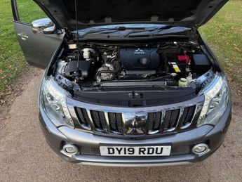 Mitsubishi L200 2.4 DI-D DC Barbarian Auto 4WD Euro 6 4dr